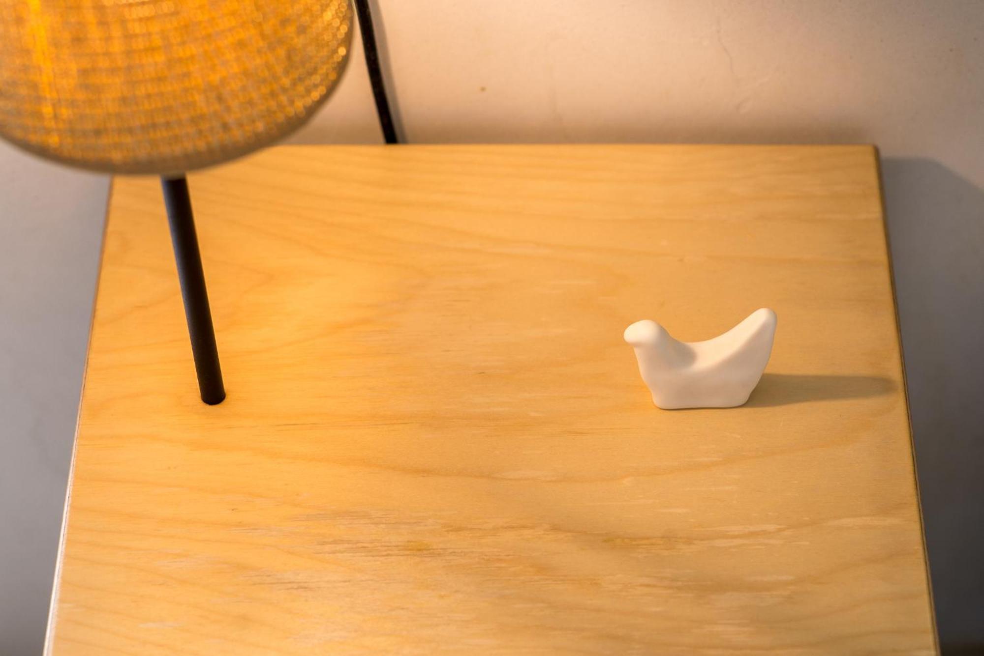 Emily Hotel Vári エクステリア 写真